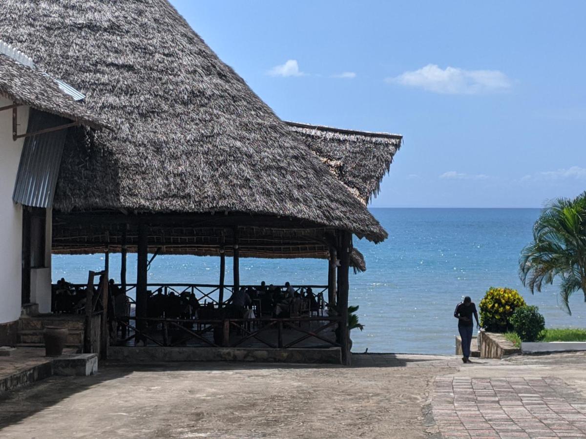 Amaan Ocean Hotel Kihinani Bububu Luaran gambar