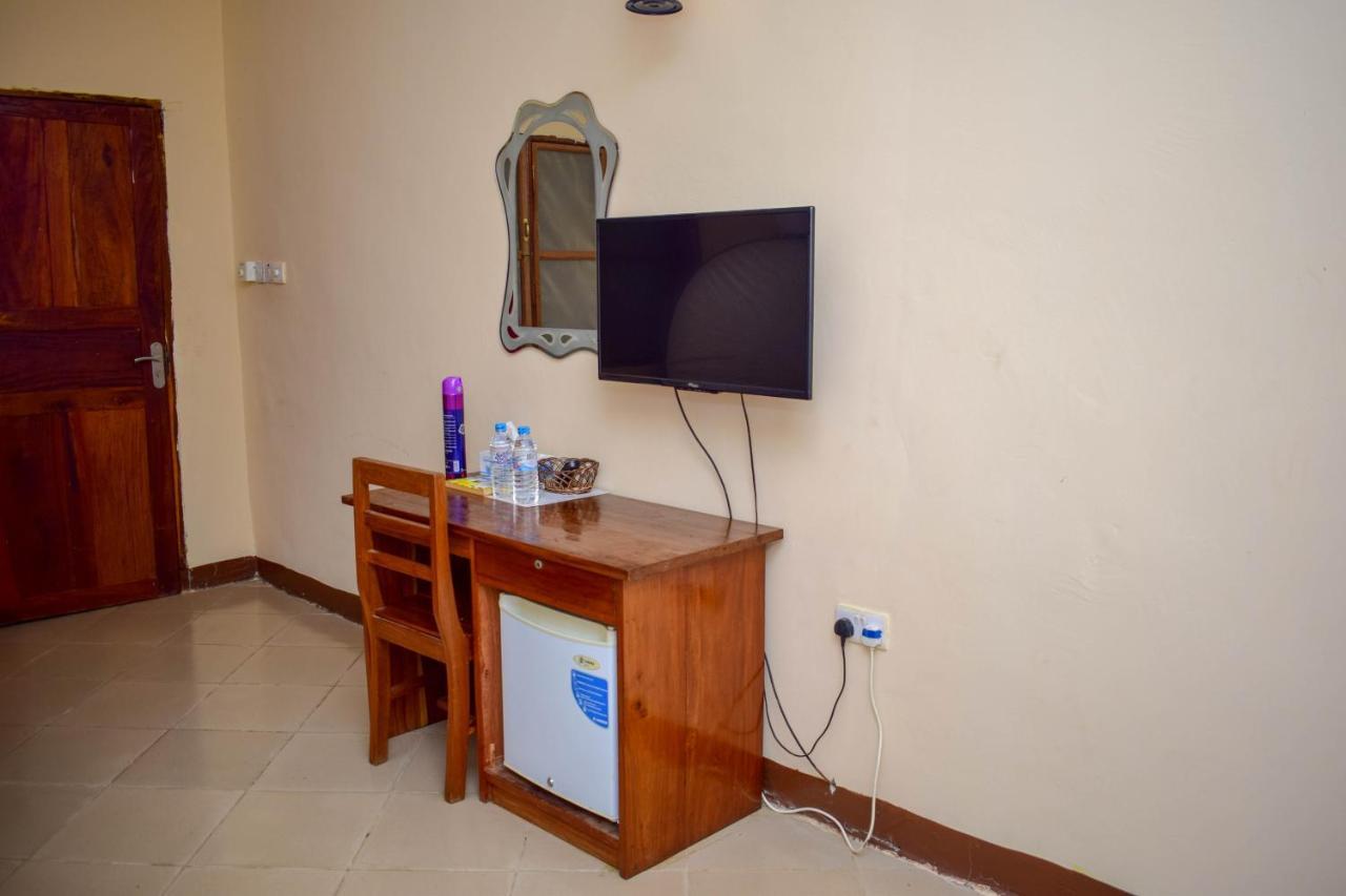 Amaan Ocean Hotel Kihinani Bububu Luaran gambar